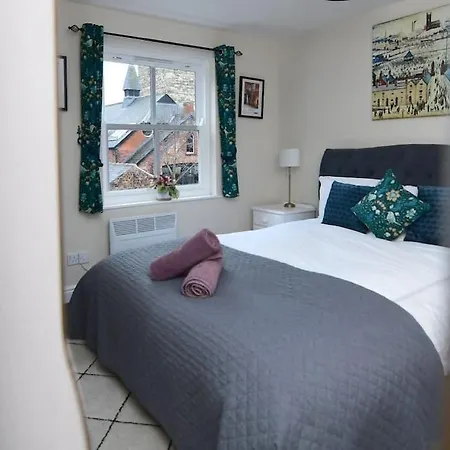 Loveyork Priory - With Parking Apartment
