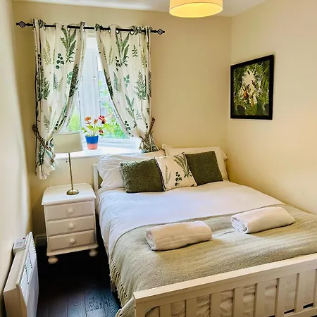 Loveyork Priory - With Parking Apartment