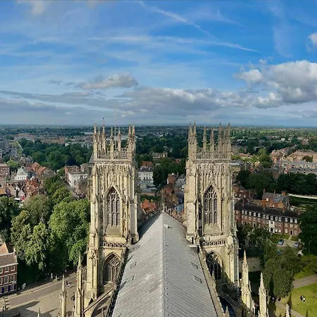 Loveyork Priory - With Parking Διαμέρισμα
