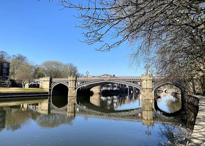 Loveyork Priory - With Parking Appartement *