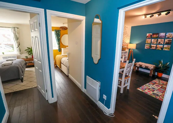 Loveyork Priory - With Parking *