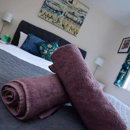 Loveyork Priory - With Parking *