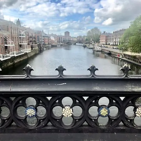 Appartement Loveyork Priory - With Parking