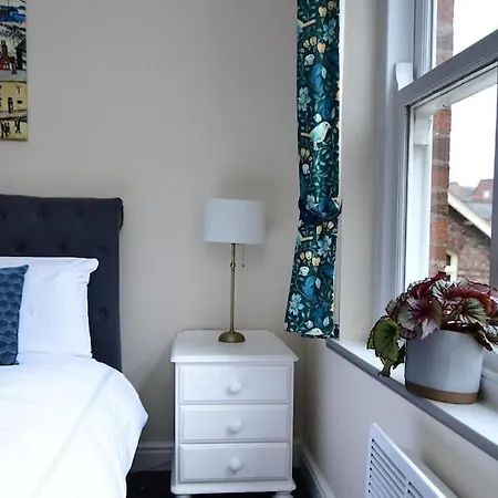 Loveyork Priory - With Parking * York