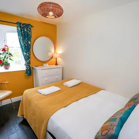 Loveyork Priory - With Parking Apartment *