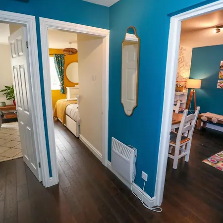 Loveyork Priory - With Parking *